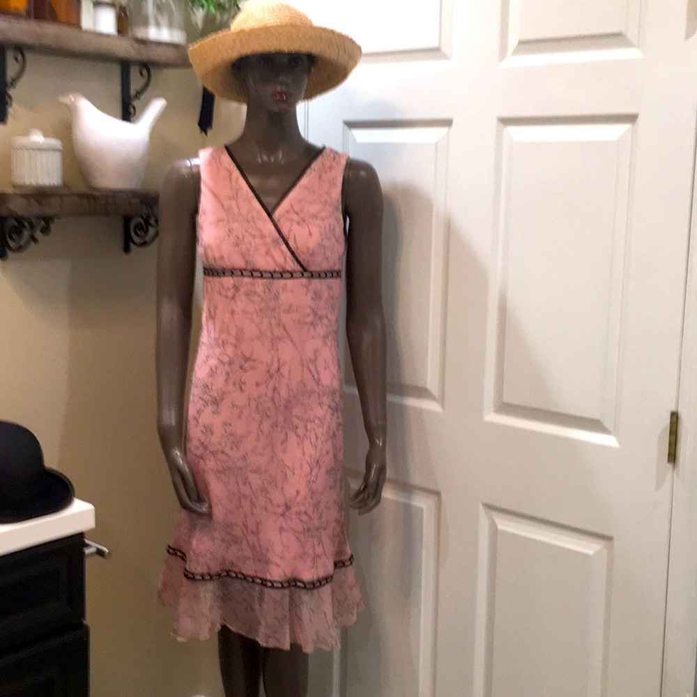 Dress - Picture 4 of 4